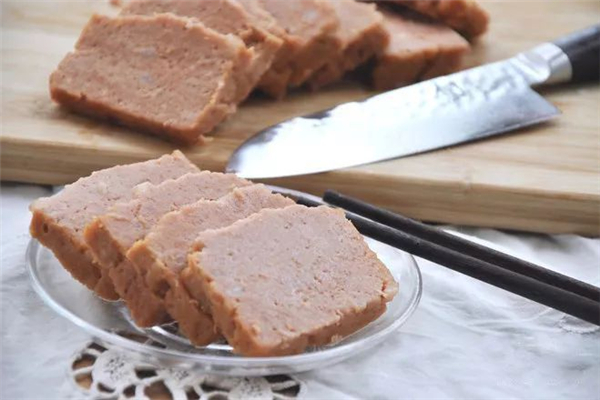 自制午餐肉為什么不緊實(shí) 自制午餐肉的做法及配方 自制午餐肉為什么不緊實(shí) 自制午餐肉的做法及配方