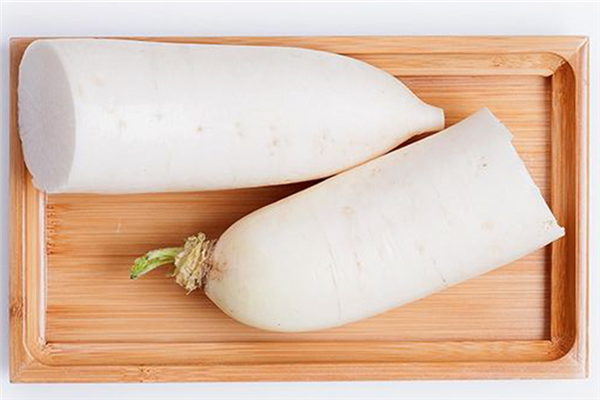 白蘿卜可以治咳嗽嗎 白蘿卜的功效和作用 白蘿卜可以治咳嗽嗎 白蘿卜的功效和作用