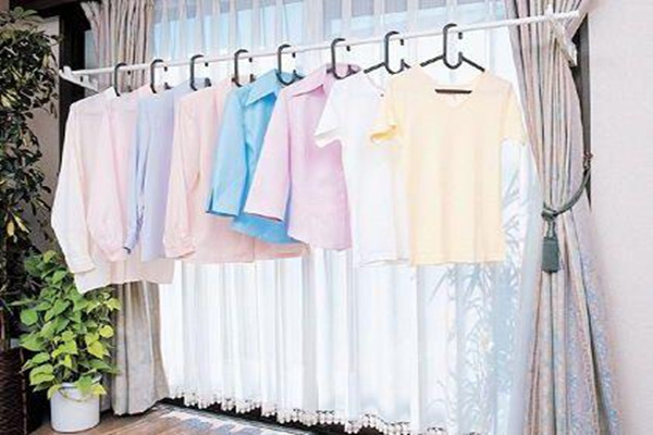 衣服發(fā)霉了是什么原因 怎樣預防衣服發(fā)霉 衣服發(fā)霉了是什么原因 怎樣預防衣服發(fā)霉