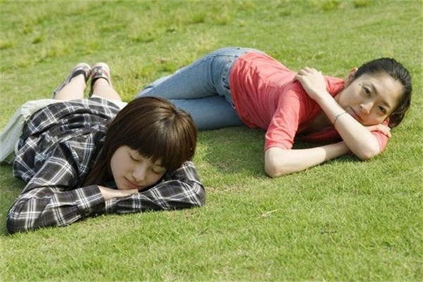 曬太陽可以去除體內(nèi)濕氣嗎 曬太陽除濕氣最好的辦法 曬太陽可以去除體內(nèi)濕氣嗎 曬太陽除濕氣最好的辦法