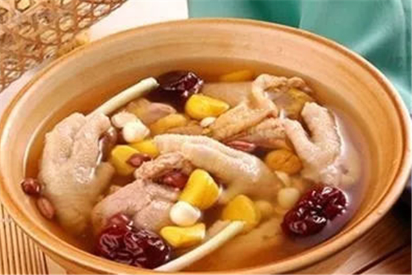 雞湯會(huì)堵奶嗎 雞湯下奶怎么做 雞湯會(huì)堵奶嗎 雞湯下奶怎么做