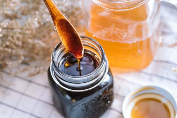 秋梨膏要放冰箱冷藏嗎 秋梨膏怎么保存好 秋梨膏要放冰箱冷藏嗎 秋梨膏怎么保存好