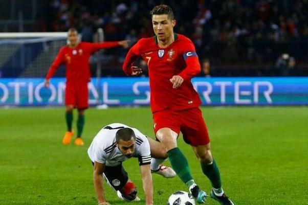 踢足球是有氧運(yùn)動(dòng)還是無(wú)氧運(yùn)動(dòng) 踢足球有什么壞處 踢足球是有氧運(yùn)動(dòng)還是無(wú)氧運(yùn)動(dòng) 踢足球有什么壞處