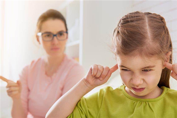 孩子叛逆期一般在什么年齡出現 孩子叛逆期怎么管教最合適 孩子叛逆期一般在什么年齡出現 孩子叛逆期怎么管教最合適