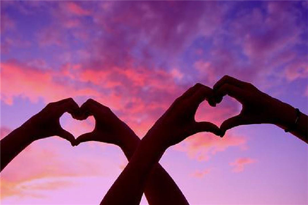 柏拉圖式愛(ài)情能長(zhǎng)久嗎 柏拉圖式愛(ài)情是無(wú)性嗎 柏拉圖式愛(ài)情能長(zhǎng)久嗎 柏拉圖式愛(ài)情是無(wú)性嗎