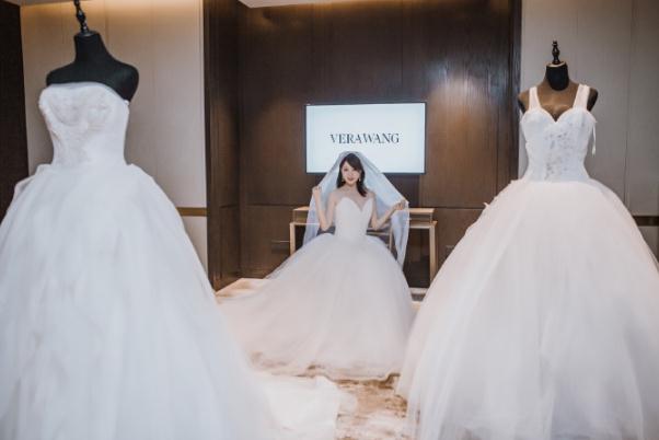 婚紗有必要買(mǎi)嗎 婚紗有碼數(shù)嗎