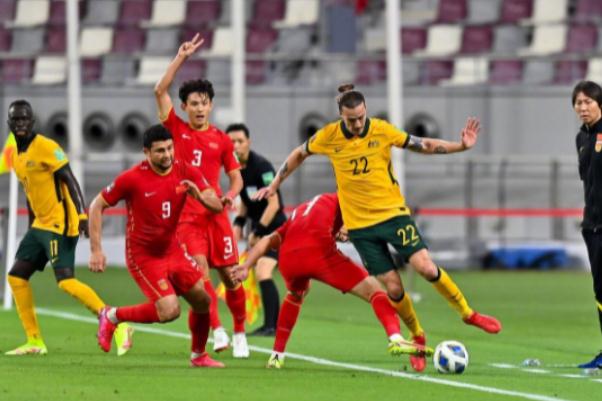 踢足球要買什么裝備 踢足球要注意什么 踢足球要買什么裝備 踢足球要注意什么