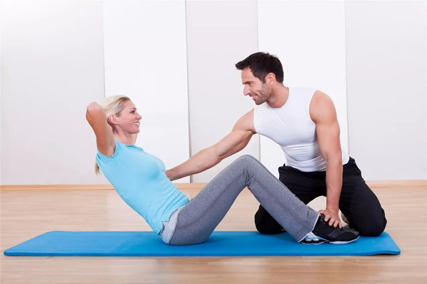 卷腹是無(wú)氧運(yùn)動(dòng)嗎 卷腹運(yùn)動(dòng)有什么好處 卷腹是無(wú)氧運(yùn)動(dòng)嗎 卷腹運(yùn)動(dòng)有什么好處