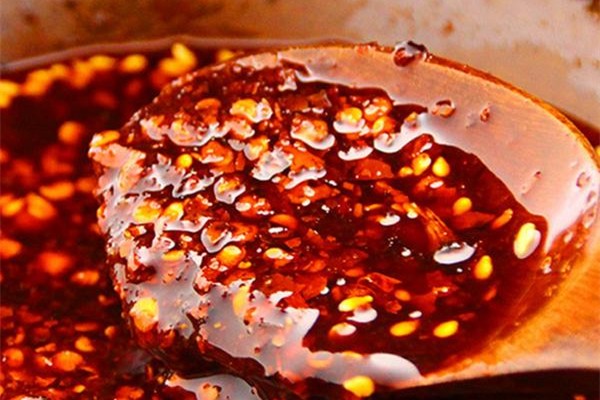 油辣子是哪個地方的特色 油辣子是干什么吃的 油辣子是哪個地方的特色 油辣子是干什么吃的