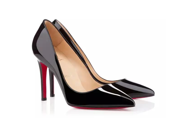 高跟鞋是否要買大一碼 高跟鞋會(huì)不會(huì)越穿越大 高跟鞋是否要買大一碼 高跟鞋會(huì)不會(huì)越穿越大