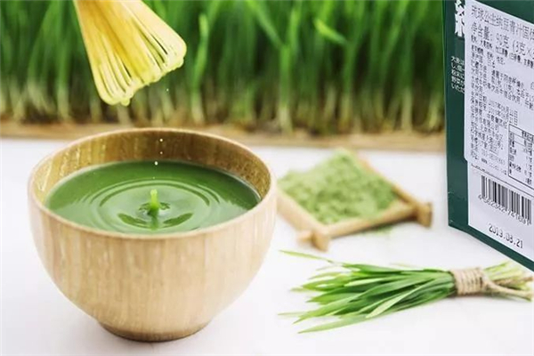 青汁在月經(jīng)期間可以喝嗎 青汁會(huì)影響月經(jīng)不調(diào)嗎 青汁在月經(jīng)期間可以喝嗎 青汁會(huì)影響月經(jīng)不調(diào)嗎