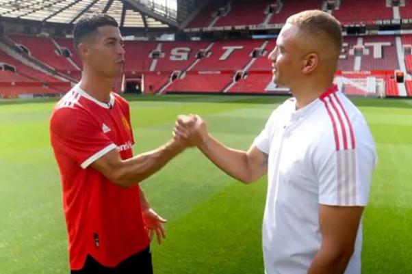 踢足球要求身高嗎 足球運動員的黃金年齡段 踢足球要求身高嗎 足球運動員的黃金年齡段