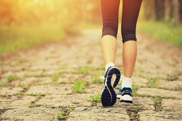 快走需要每天進(jìn)行嗎 快走每天走多久合適 快走需要每天進(jìn)行嗎 快走每天走多久合適