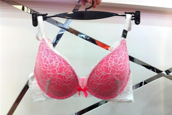 維多利亞秘密是哪個(gè)國家的品牌 維多利亞秘密什么檔次 維多利亞秘密是哪個(gè)國家的品牌 維多利亞秘密什么檔次