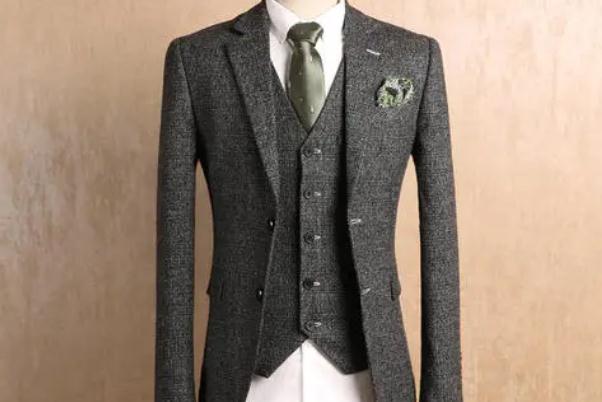 西裝要不要墊肩 西裝要不要收腰 西裝要不要墊肩 西裝要不要收腰