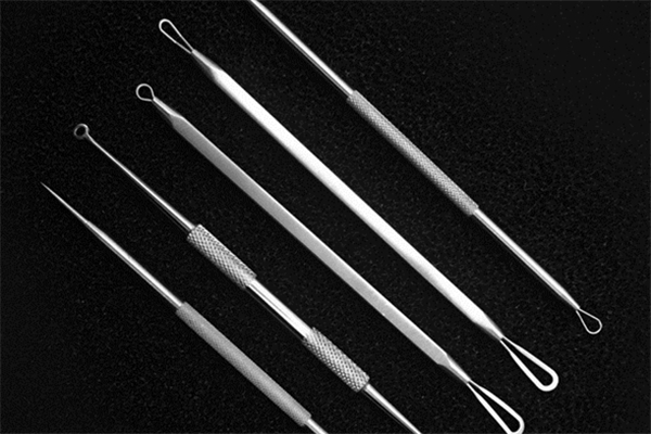 粉刺針挑痘痘會留痘印嗎 粉刺針挑痘的正確使用方式 粉刺針挑痘痘會留痘印嗎 粉刺針挑痘的正確使用方式