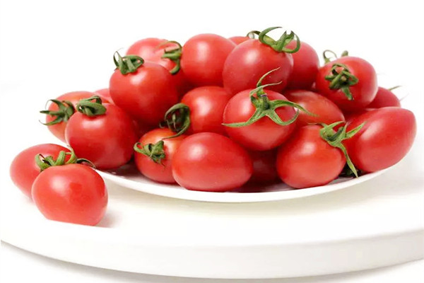 圣女果不能和什么同食 圣女果可以和牛奶一起吃嗎 圣女果不能和什么同食 圣女果可以和牛奶一起吃嗎