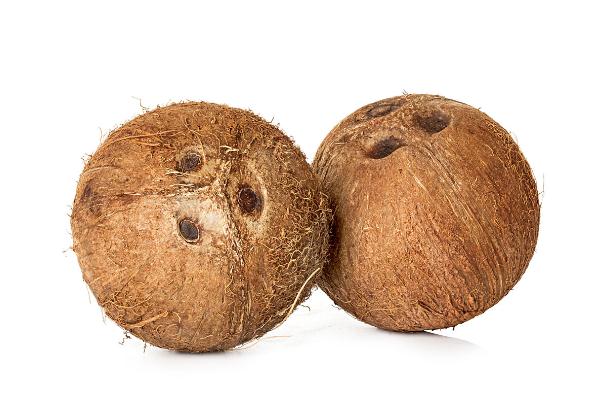 椰子的營養(yǎng)價(jià)值及功效 椰子肉的正確吃法