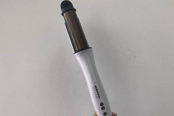 卷發(fā)棒的溫度多少合適 被卷發(fā)棒燙傷怎么辦 卷發(fā)棒的溫度多少合適 被卷發(fā)棒燙傷怎么辦