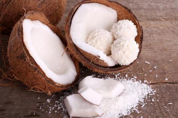 椰子汁喝了會發(fā)胖嗎 椰子汁有點酸能喝嗎 椰子汁喝了會發(fā)胖嗎 椰子汁有點酸能喝嗎