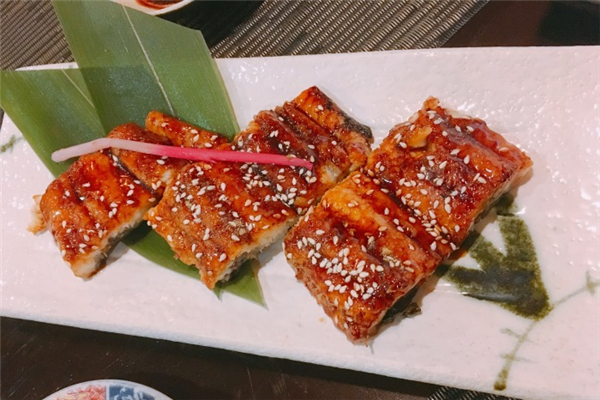 鰻魚是熱性還是涼性 鰻魚是魚類嗎 鰻魚是熱性還是涼性 鰻魚是魚類嗎