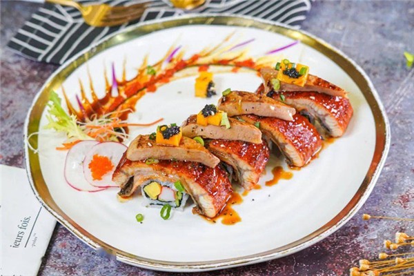 鰻魚可以生吃嗎 鰻魚怎么吃最好吃