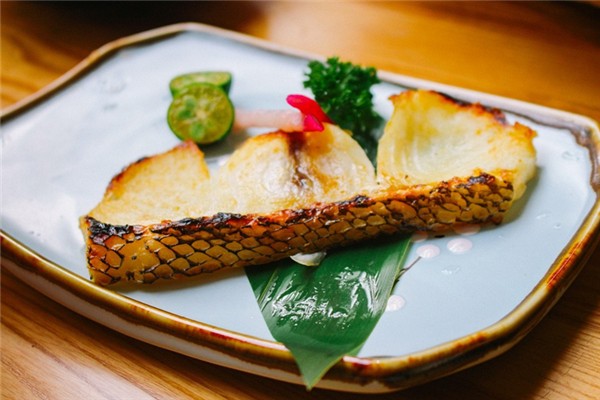 鰻魚是熱性還是涼性 鰻魚是魚類嗎 鰻魚是熱性還是涼性 鰻魚是魚類嗎