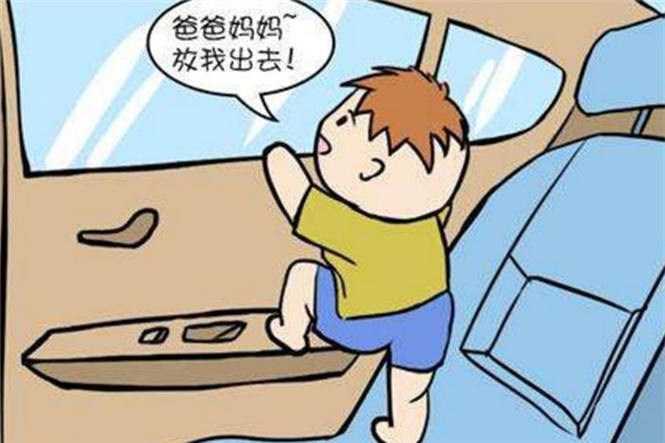 孩子被鎖在車里怎么辦 小孩鎖車里多久會窒息