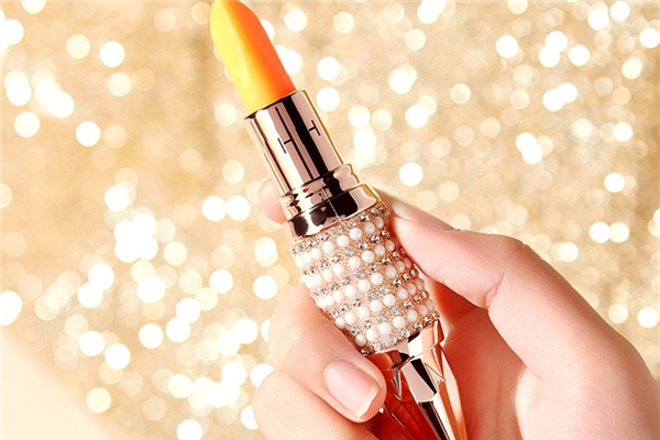 蘿卜丁口紅怎么查真?zhèn)?蘿卜丁口紅怎么看生產(chǎn)日期