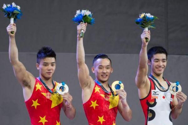 體操運動員手上抹的是什么粉 體操運動有哪些項目 體操運動員手上抹的是什么粉 體操運動有哪些項目