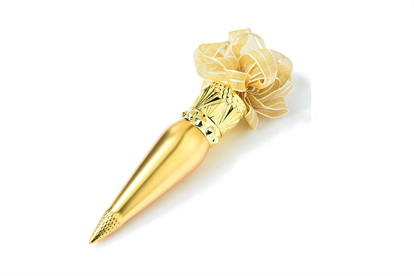 蘿卜丁有專(zhuān)柜嗎 蘿卜丁是最好的口紅嗎 蘿卜丁有專(zhuān)柜嗎 蘿卜丁是最好的口紅嗎