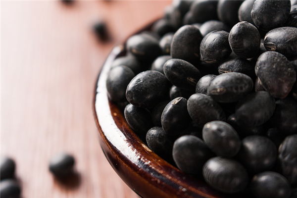 黑豆有降膽固醇的作用嗎 黑豆有降血脂的作用嗎 黑豆有降膽固醇的作用嗎 黑豆有降血脂的作用嗎