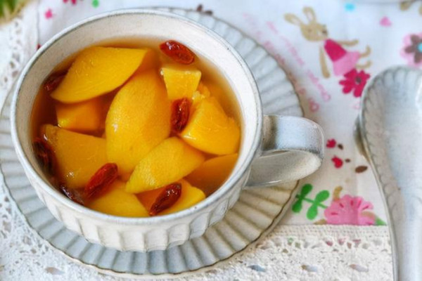 黃桃能空腹吃嗎 黃桃什么時間吃 黃桃能空腹吃嗎 黃桃什么時間吃