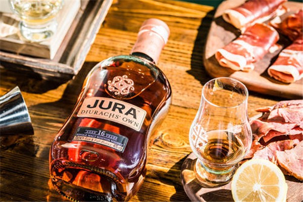 威士忌會喝醉嗎 威士忌屬于烈酒嗎 威士忌會喝醉嗎 威士忌屬于烈酒嗎