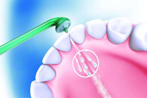 洗牙會(huì)出血嗎 洗牙出血正常嗎 洗牙會(huì)出血嗎 洗牙出血正常嗎