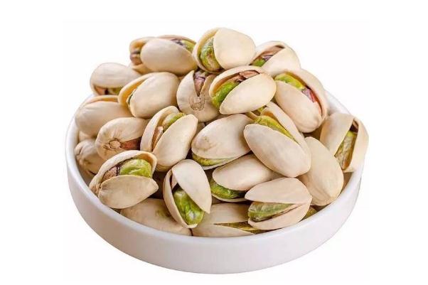 開心果要怎么挑 白色開心果和原色開心果哪個更好 開心果要怎么挑 白色開心果和原色開心果哪個更好