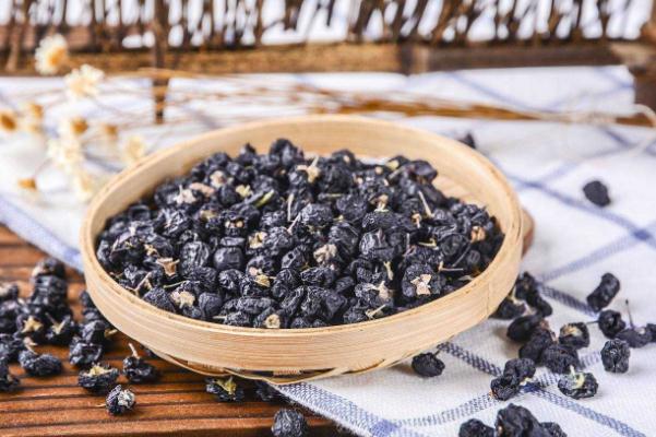 黑枸杞的作用與功效 黑枸杞的食用方法 黑枸杞的作用與功效 黑枸杞的食用方法