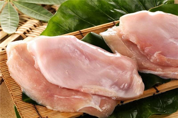 雞胸肉吃多少合適 雞胸肉吃多了會胖嗎 雞胸肉吃多少合適 雞胸肉吃多了會胖嗎