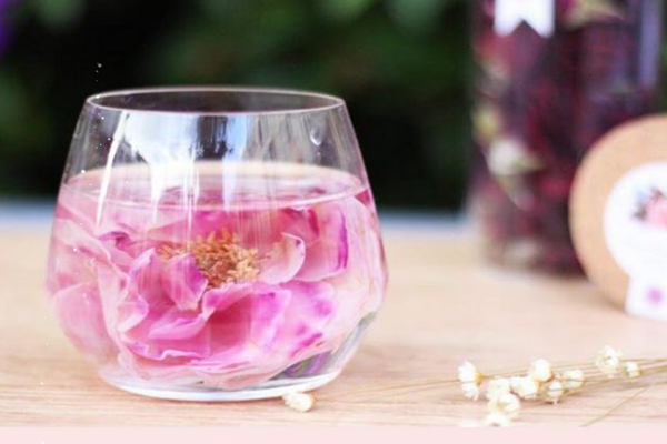 玫瑰花茶是涼性還是熱性 玫瑰花茶是酸性還是堿性 玫瑰花茶是涼性還是熱性 玫瑰花茶是酸性還是堿性