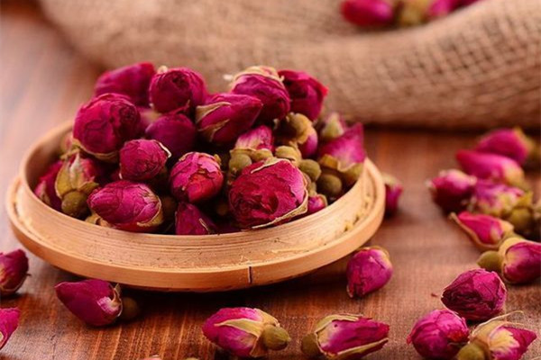 玫瑰花茶祛斑有效嗎 玫瑰花茶祛斑多久見(jiàn)效 玫瑰花茶祛斑有效嗎 玫瑰花茶祛斑多久見(jiàn)效