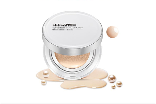 氣墊cc霜和粉底液的區(qū)別 氣墊cc霜和粉底液可以一起使用嗎 氣墊cc霜和粉底液的區(qū)別 氣墊cc霜和粉底液可以一起使用嗎