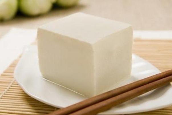 豆腐有點酸味還能吃嗎 豆腐酸了吃了會中毒嗎 豆腐有點酸味還能吃嗎 豆腐酸了吃了會中毒嗎