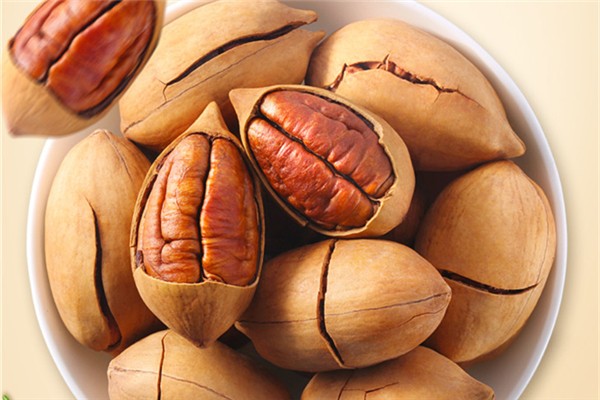 碧根果營養(yǎng)高還是核桃營養(yǎng)高 碧根果和核桃哪個更補(bǔ)腦 碧根果營養(yǎng)高還是核桃營養(yǎng)高 碧根果和核桃哪個更補(bǔ)腦