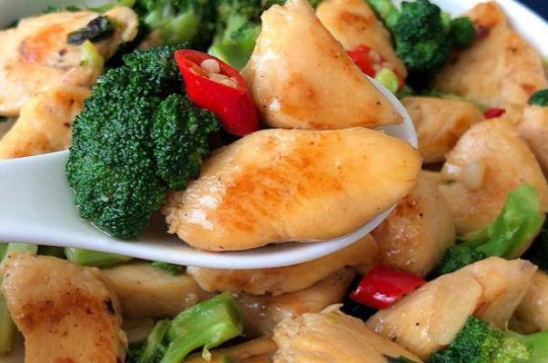 吃雞胸肉真的可以減肥嗎 雞胸肉為什么對(duì)減肥有效果 吃雞胸肉真的可以減肥嗎 雞胸肉為什么對(duì)減肥有效果