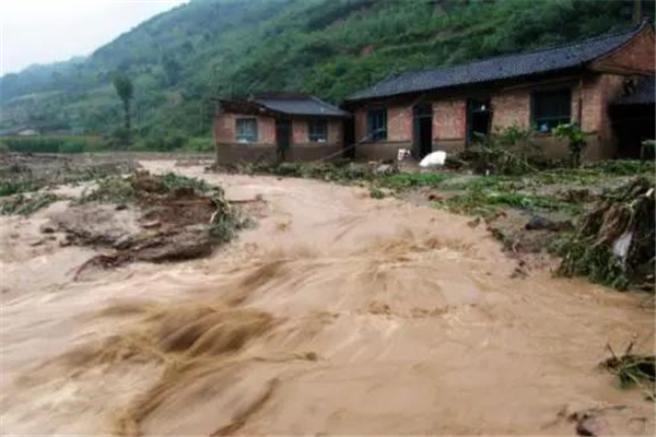 洪澇會(huì)造成什么傷害 洪澇對(duì)我們生活的影響 洪澇會(huì)造成什么傷害 洪澇對(duì)我們生活的影響