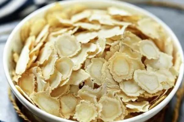 白參可以天天泡水喝嗎 白參可以泡酒嗎 白參可以天天泡水喝嗎 白參可以泡酒嗎