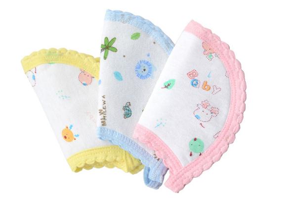 寶寶口水巾什么時(shí)候開始用 寶寶口水巾發(fā)黃怎么洗 寶寶口水巾什么時(shí)候開始用 寶寶口水巾發(fā)黃怎么洗