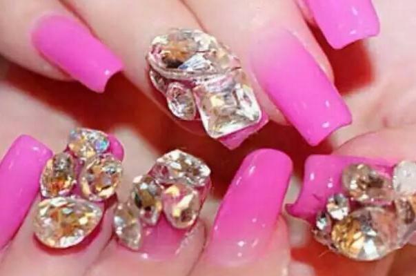 甲油膠會不會致癌 甲油膠會自己干嗎 甲油膠會不會致癌 甲油膠會自己干嗎