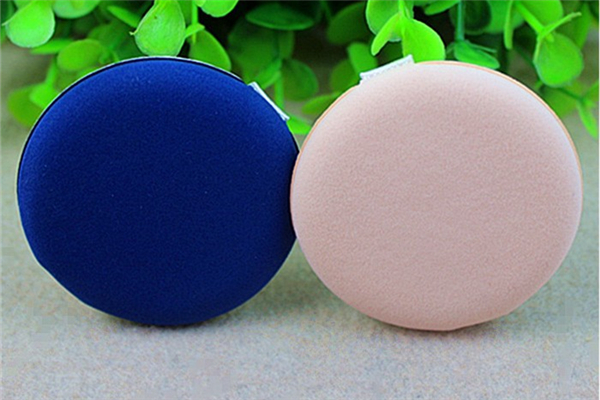 氣墊粉撲和普通粉撲的區(qū)別 氣墊粉撲第一次使用前要清洗嗎 氣墊粉撲和普通粉撲的區(qū)別 氣墊粉撲第一次使用前要清洗嗎