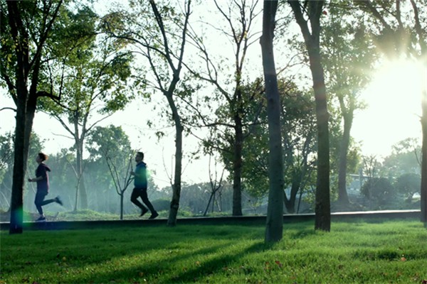晨跑什么季節(jié)好 晨跑最佳時間是幾點(diǎn) 晨跑什么季節(jié)好 晨跑最佳時間是幾點(diǎn)